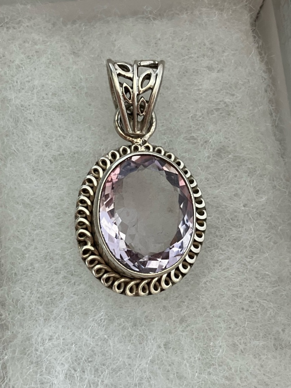 Sterling Silver Pendant with Amethyst